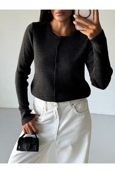 Gülçin Coşkun Buttoned Long Sleeve Basic Women's Knitwear Cardigan