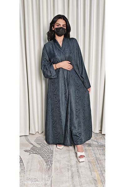 Elegance and beauty Light and soft silk summer abaya