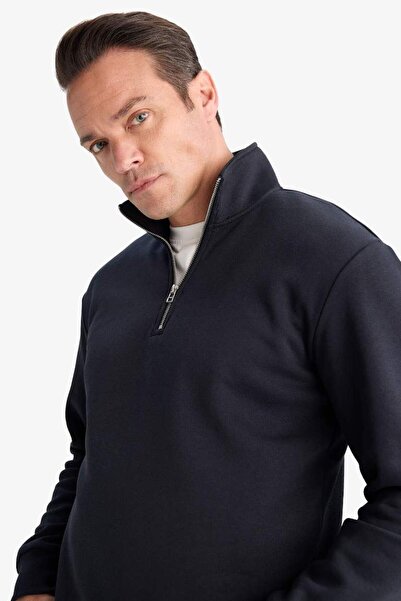 DeFacto Regular Fit Dik Yaka Yarım Fermuarlı İçi Yumuşak Tüylü Basic Düz Sweatshirt X7405AZ25AU