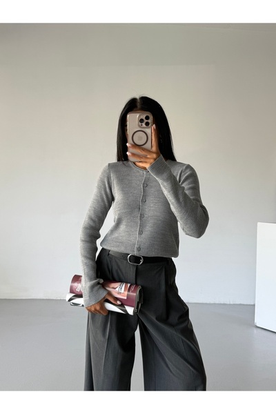 Gülçin Coşkun Buttoned Long Sleeve Basic Women's Knitwear Cardigan