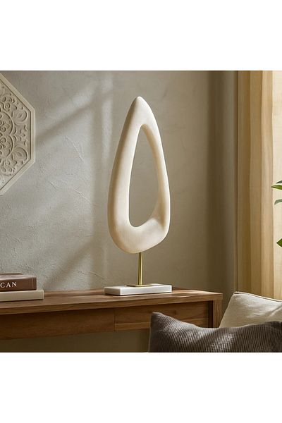 Vi Markets Decorative piece - resin with marble base