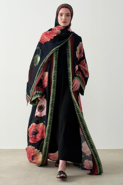 carell Roselle Flush Abaya Black