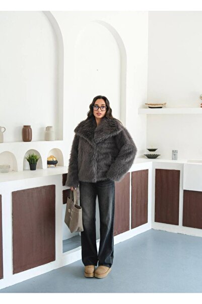 Bak'ap Premium Snap Fastener Faux Fur Coat