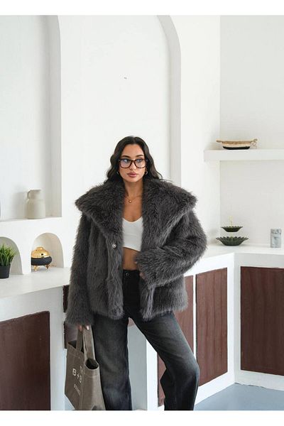 Bak'ap Premium Snap Fastener Faux Fur Coat