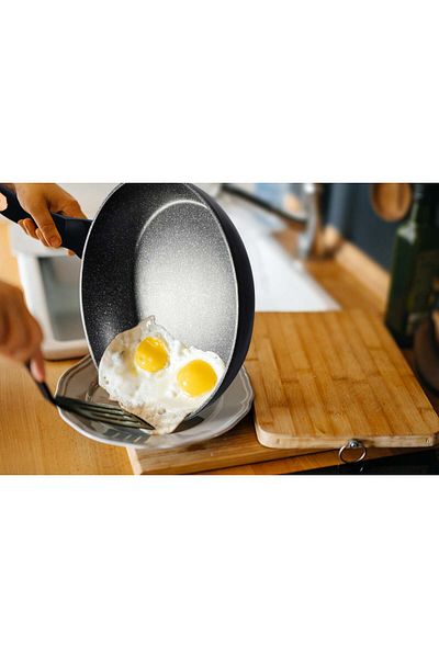 Berlinger Haus Serpenyő, 20 cm 4,1 cm 1,0 L - Kovácsolt alumínium fekete