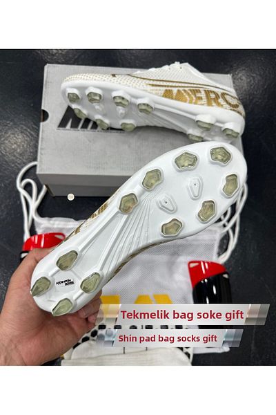 Krampon odası Pro Football Cleat Set