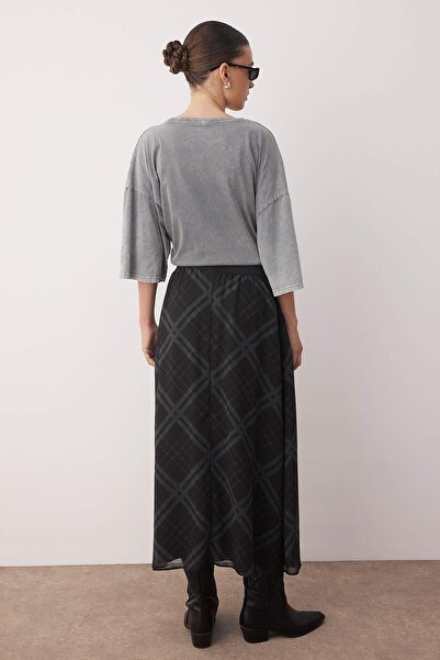 Trendyol Collection Black Chiffon Plaid/Checkered Lining Woven Maxi Long Skirt Twoaw26Et00044