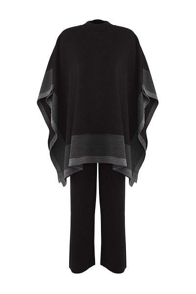 Trendyol Modest Black Color Block Knitwear Poncho Pants Top and Bottom Set Tctaw25Us00018