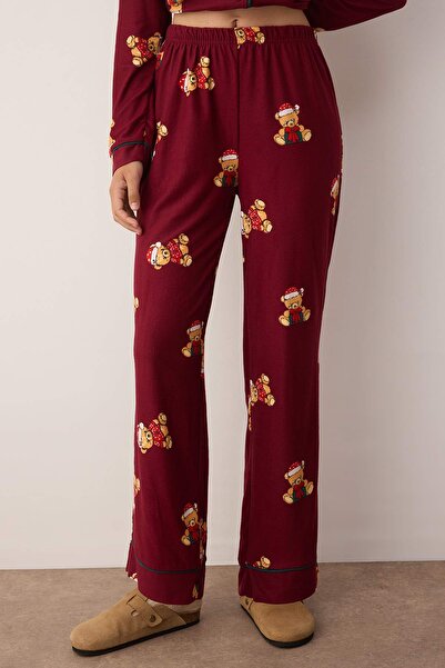 Trendyol Collection Set de pijamale tricotate cu tema de Anul Nou cu ursuleț de bordeaux THMAW26PT00043