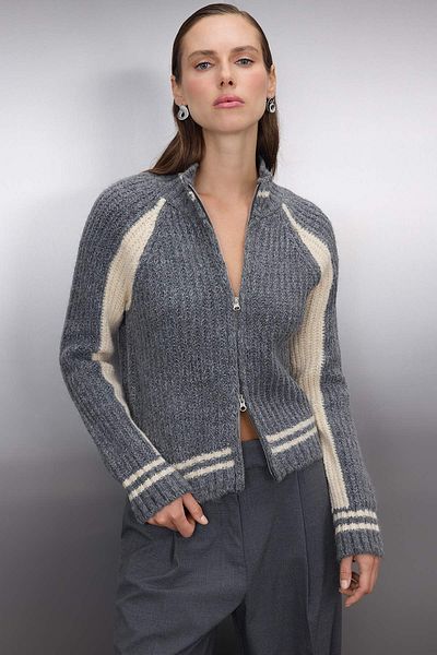 Trendyol Collection Gray Soft Textured Zippered Knitwear Cardigan Twoaw26Hi00154