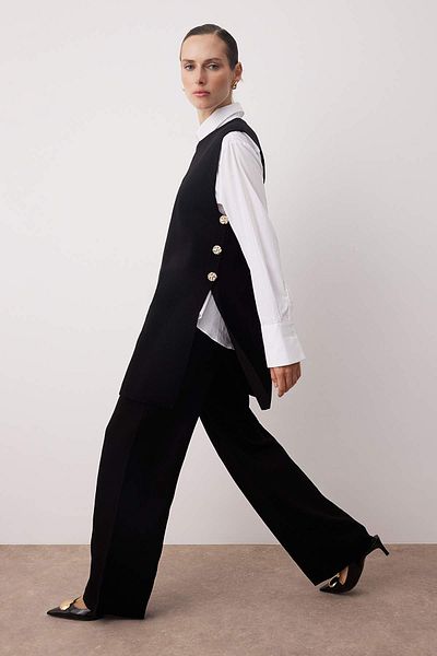 Trendyol Modest Black Buttoned Knitwear Hijab Sweater Suit Tctaw26Us00007