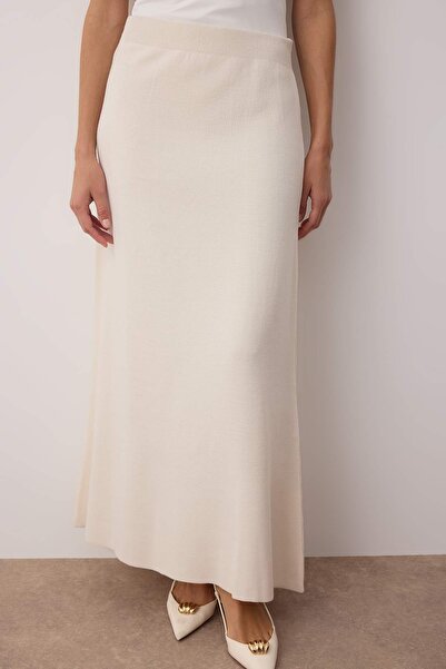 Trendyol Modest Ecru arany gombos kötöttáru szoknya öltöny TCTAW26US00011