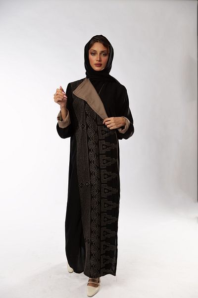 outline Black abaya with brown embroidery