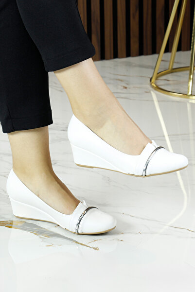 Erkan Saçmacı Colel Білі металеві деталі, круглий носок, підкладка на підбора...