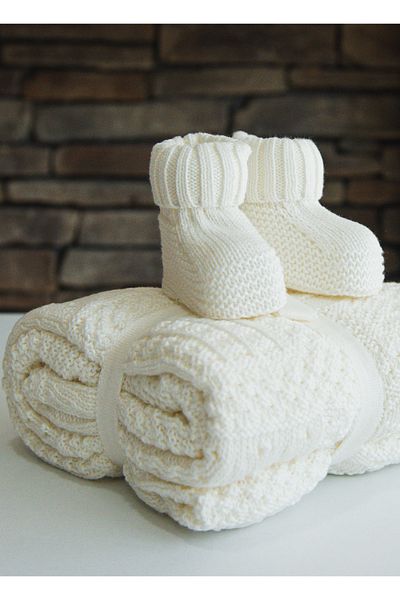 kitikate Organic Knitwear Booties Ecru