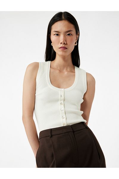 Koton Sleeveless Buttoned U-Neck Knitwear Undershirt