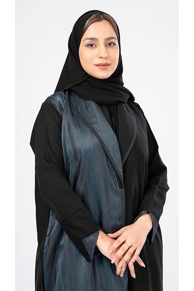 outline عباية سوداء مع جاكار مميز
