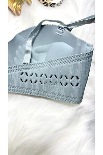 Clothes Box Лазерно изрязан, подплатен и с подвижни презрамки сутиен без презрамки