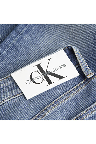 Calvin Klein Erkek Marka Logolu Slim Fit Şık Görünüşlü Klasik 5 Cepli Günlük Kullanıma Uygun Mavi Kot Jeans J30J