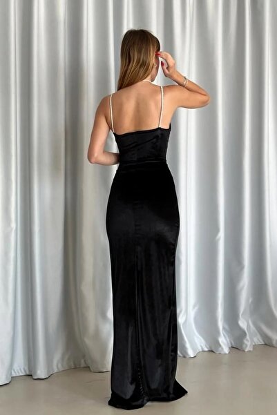 bayansepeti Kadın Kadife Kumaş Göğüs Dekolte ve Yırtmaç Detaylı Taş Askılı Siyah Maxi Abiye Elbise 582335