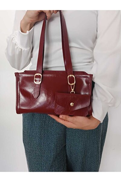 KTHAYA حقيبة كتف من الجلد الصناعي من تشارملي