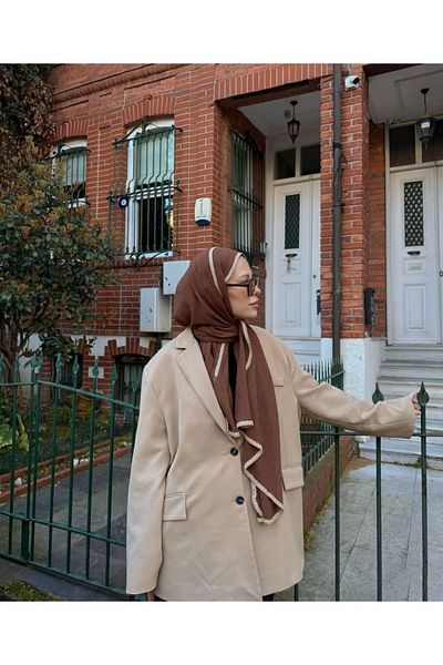 ARMANDA Bihter Koç's Choice Muslin Piping Shawl Brown