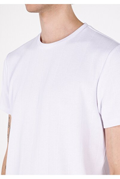 Colin's Ανδρικό κοντομάνικο μπλουζάκι με κανονική εφαρμογή με στρογγυλή λαιμόκοψη