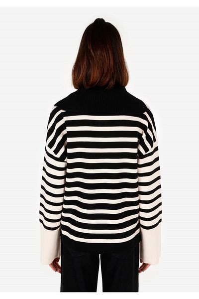 Colin's Regular Fit Zippered Women's Black Sweater
