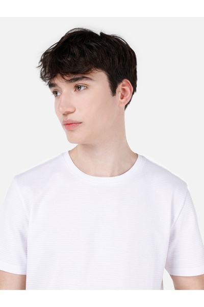 Colin's Ανδρικό λευκό μπλουζάκι - μανίκια