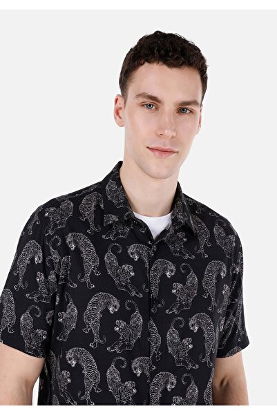 Colin's Regular Fit Shirt Neck Baskılı Erkek Siyah Kısa Kol Gömlek
