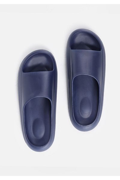 Colin's Men's Navy Blue Slippers