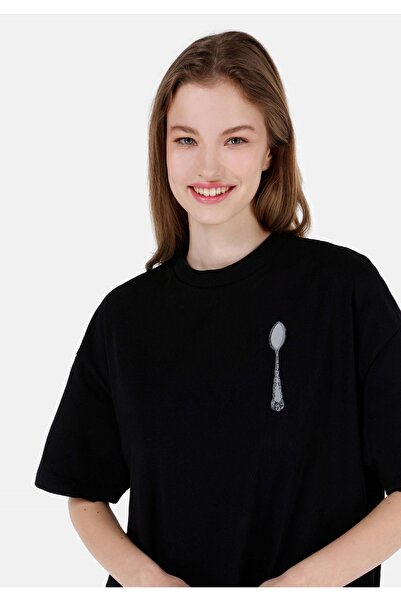 Colin's Μαύρο μπλουζάκι UNISEX Lilseb με σύνθημα