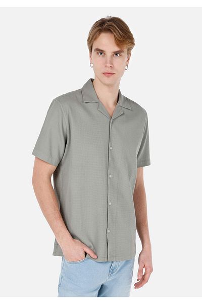 Colin's Men's Green Shirt - Sleeves