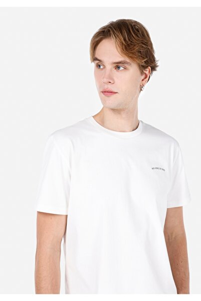 Colin's Комфортна футболка з круглим вирізом та коротким рукавом з білим чоловічим принтом