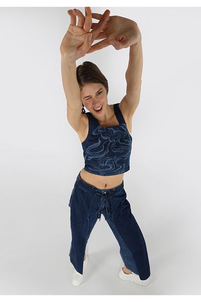 Colin's Slim Fit Square Collar Women's Blue Sleeveless Shirt