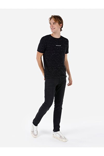 Colin's Ανδρικό μαύρο κοντομάνικο μπλουζάκι με κανονική εφαρμογή με στρογγυλή λαιμόκοψη