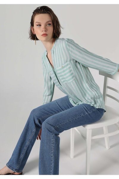 Colin's Regular Fit Çizgili Cepli Kadın Uzun Kol Bluz