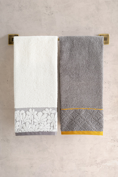 TICOTTO طقم فوط أريا 50×90 سم قطن 100% - قطعتين، امتصاص عالي، ناعم للغاية، مع علاقة