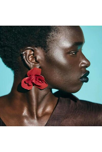 Ayşegülce Takılar ZRA Model Kırmızı Gül Çiçek Figürlü Gösterişli Büyük Küpe