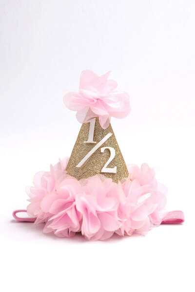 Le Mabelle Pink 1/2 Year Old Funnel Baby Crown