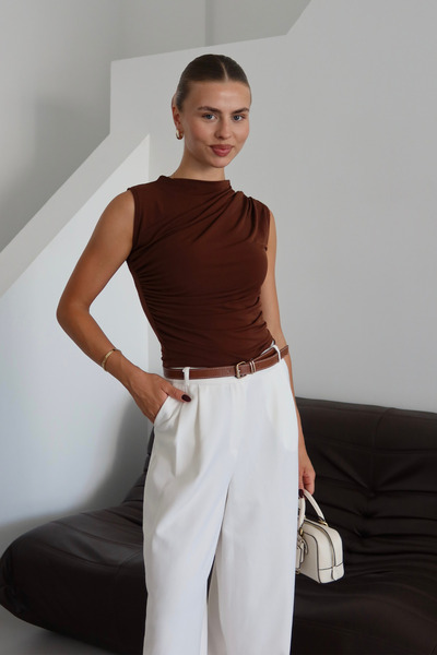 Balenbi Γυναικεία αμάνικη μπλούζα με λεπτομέρεια με κορδόνι 1102