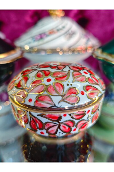 manushum El Boyama Porselen Kapaklı Kuşlu Yuvarlak Lokumluk-kırmızı