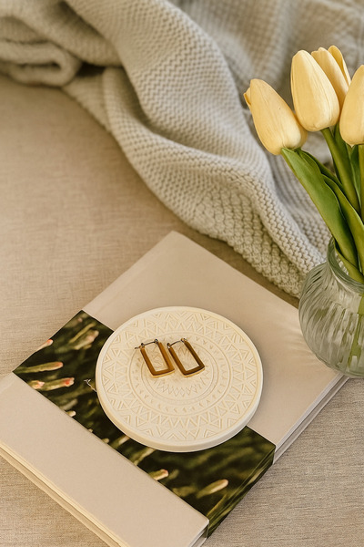 Mandalin Art Studio Decorative Concrete Coasters | White color