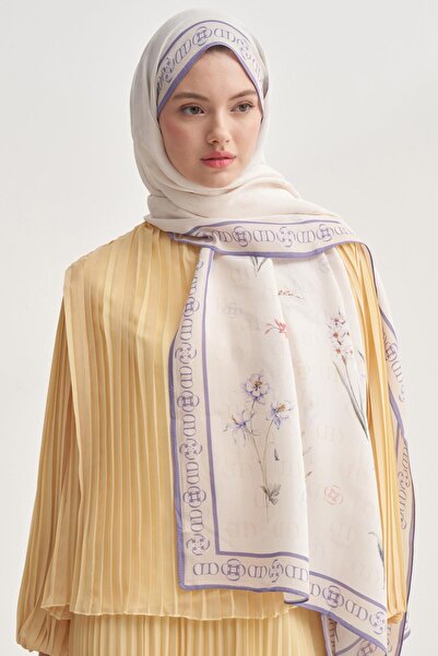 carell Palmara Ecru Monogram Floss Shawl