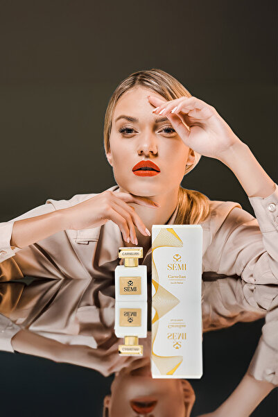 SEMI CARNELIAN Parfüm 15 ml Unisex Parfüm Narenciye Çiçeksi Miskli Odunsu Koku