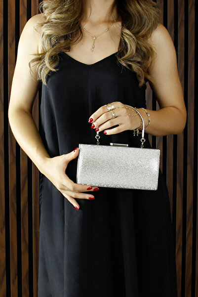 Erkan Saçmacı Вечірня сумочка з металевою ручкою та кришталевими камінцями