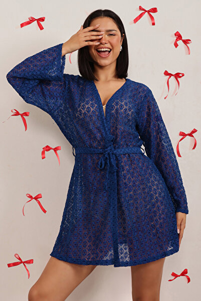 Clovia رداء شفاف أنيق باللون الأزرق الملكي - دانتيل