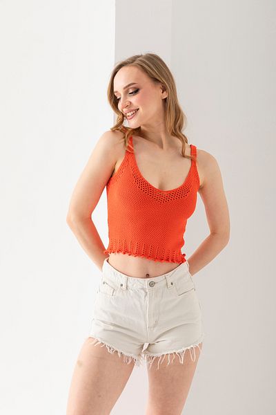 T Crazy T-Crazy Solid Color Stylish Crop with Strap, Breathable Woven Crop, Short Woven Blouse, Knitwear Crop Top