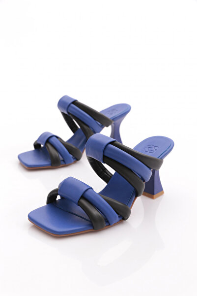 DGN 5045 Γυναικείες παντόφλες με τακούνι με κορδόνια σε σειρά