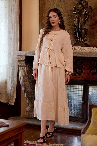 Ceylan Otantik Cream Muslin Layer Skirt & 3 Bow Blouse Set